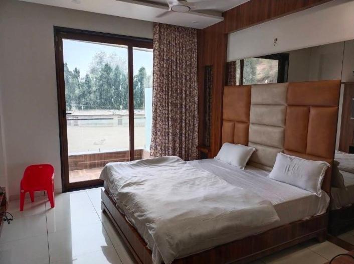 Reva Prabhu Sadan Hotel Ambaji Exterior photo